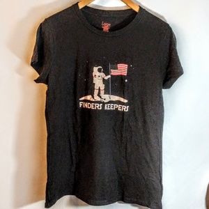 bustedtees Shirts - Man On The Moon Finders Keepers T Shirt L bustedtees Shirts - Man On The Moon Finders Keepers T Shirt L